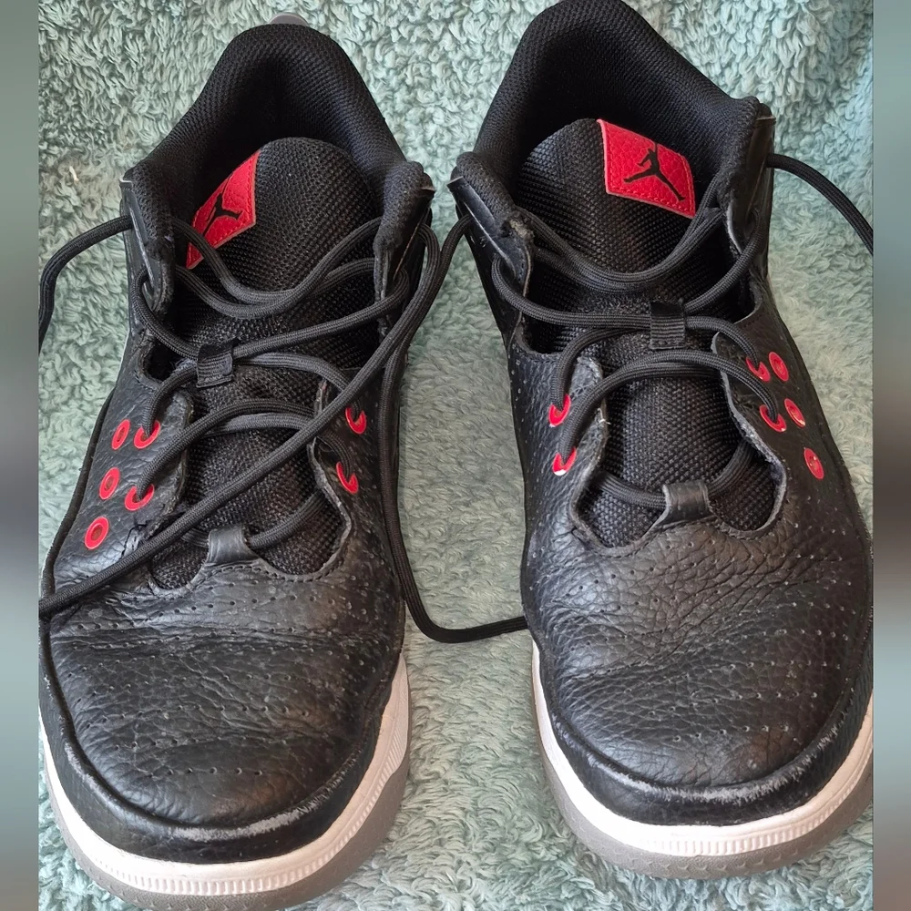 Jordan Black and Red Men's Sneakers
